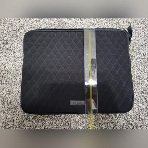 Black Quilted Laptop Sleeve - Picture 3 of 8